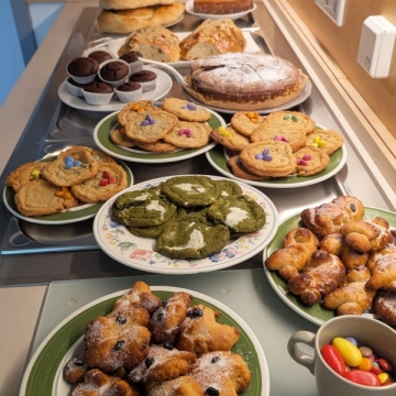 Kuchenbuffet beim Osterfest von Don Bosco Nürnberg