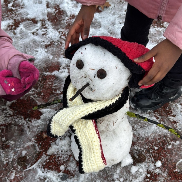 2025 Kinderhort Schneemann.jpg